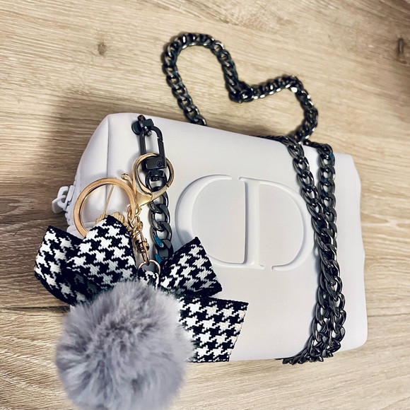 Dior cosmetic bag/pouch - Picture 2 of 4